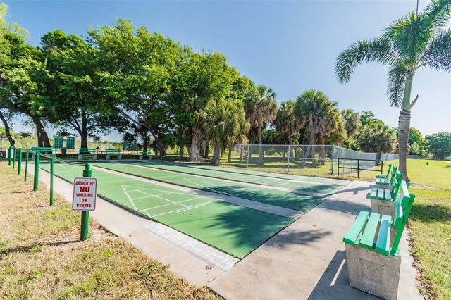 3325 37TH WAY S C, St Petersburg, FL 33711