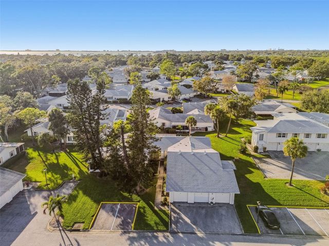 3325 37TH WAY S C, St Petersburg, FL 33711