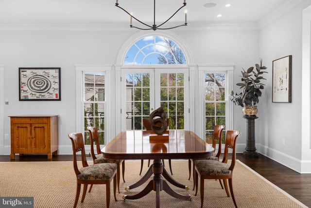 1215 STUART ROBESON DR, Mclean, VA 22101