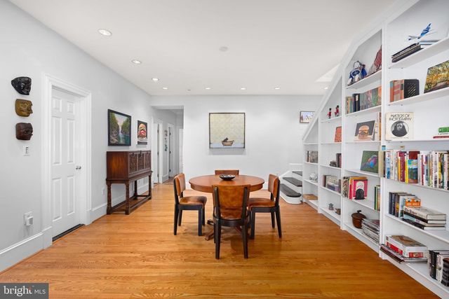 1215 STUART ROBESON DR, Mclean, VA 22101