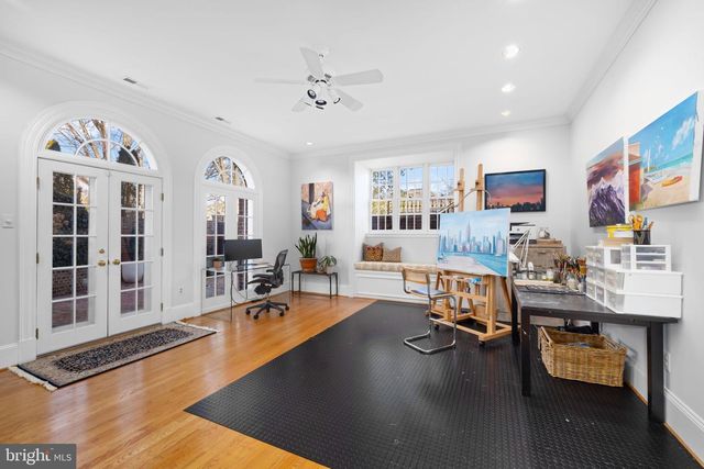 1215 STUART ROBESON DR, Mclean, VA 22101