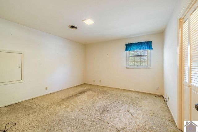 1000 Westgate Dr, Murray, KY 42071