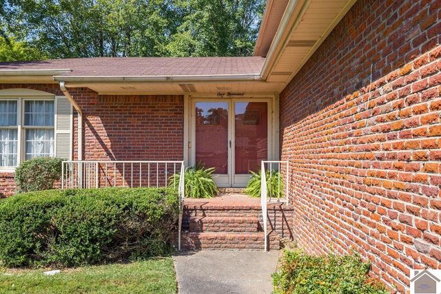 1000 Westgate Dr, Murray, KY 42071