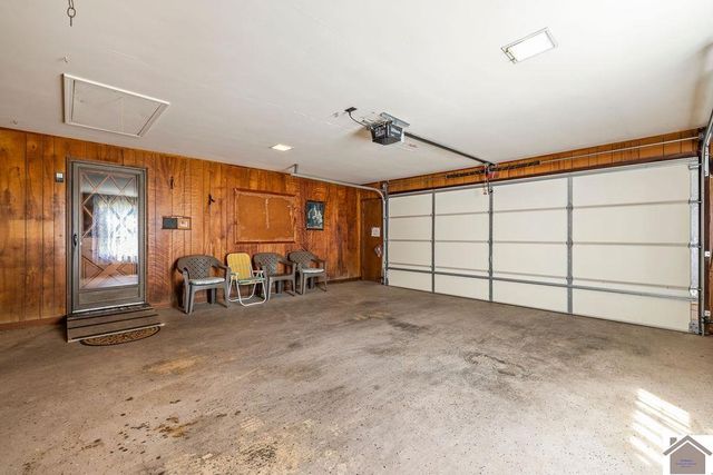 1000 Westgate Dr, Murray, KY 42071