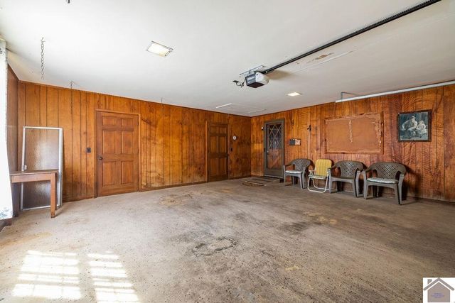 1000 Westgate Dr, Murray, KY 42071