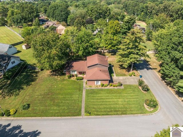 1000 Westgate Dr, Murray, KY 42071