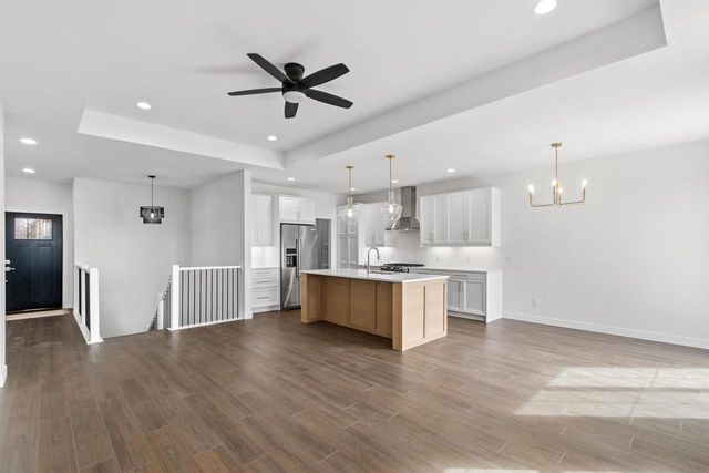 305 Willow Street, Pardeeville, WI 53954