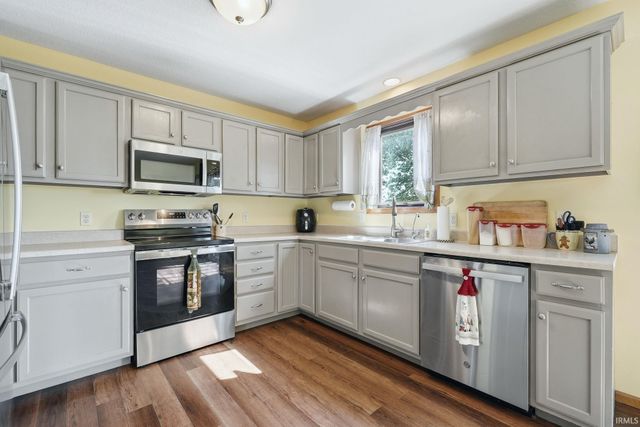 12426 Sonoma Drive, Fort Wayne, IN 46818