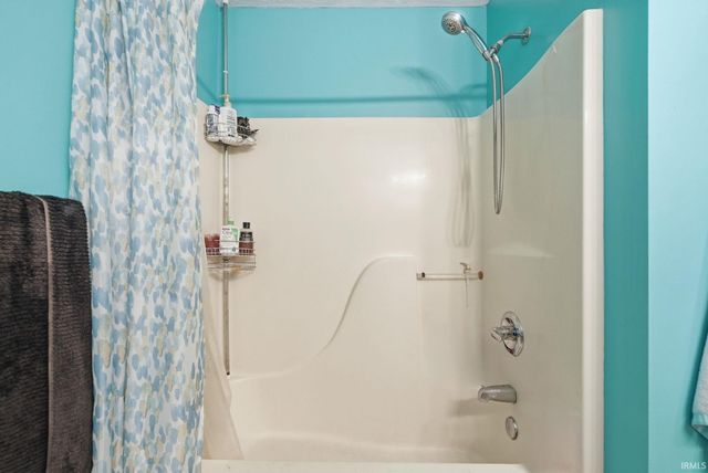 12426 Sonoma Drive, Fort Wayne, IN 46818