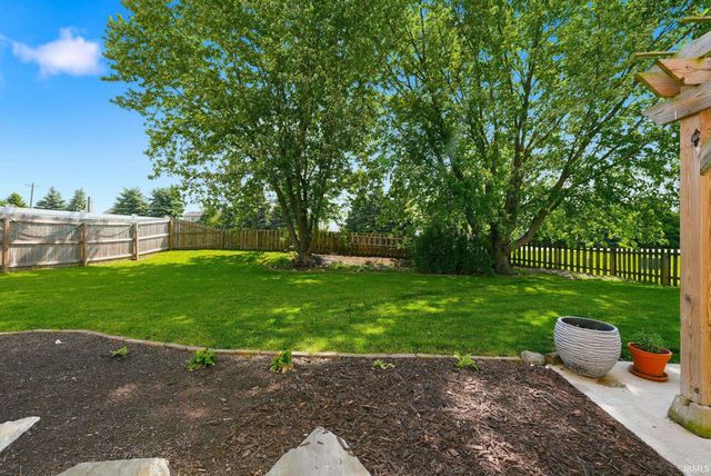 12426 Sonoma Drive, Fort Wayne, IN 46818