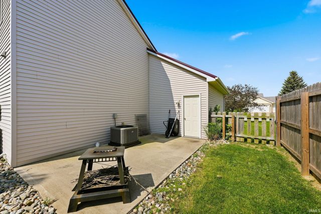 12426 Sonoma Drive, Fort Wayne, IN 46818