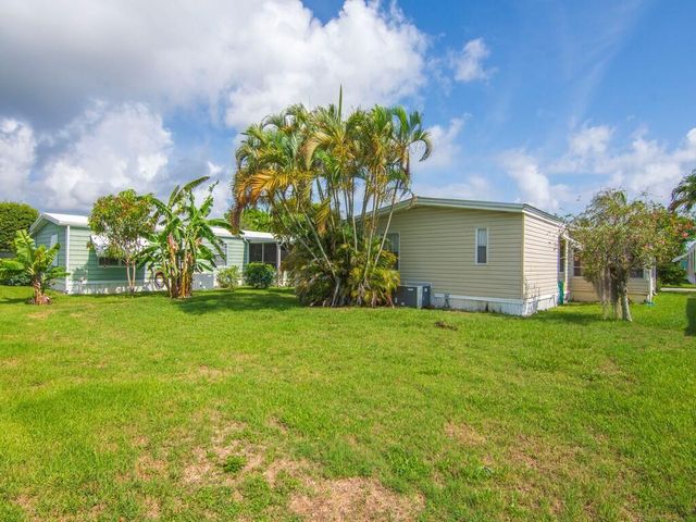 463 Onyx Way, Jensen Beach, FL 34957