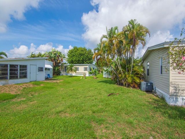 463 Onyx Way, Jensen Beach, FL 34957