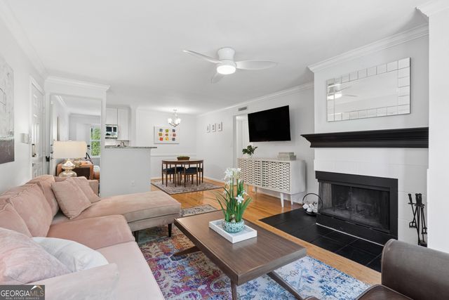 1024 Chastain Park Court, Atlanta, GA 30342