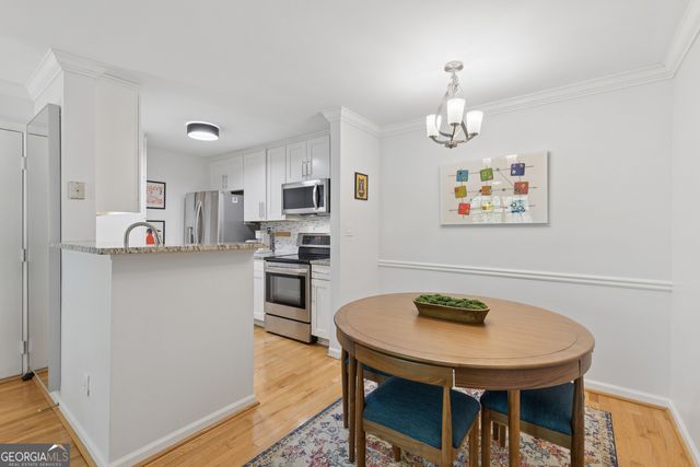 1024 Chastain Park Court, Atlanta, GA 30342