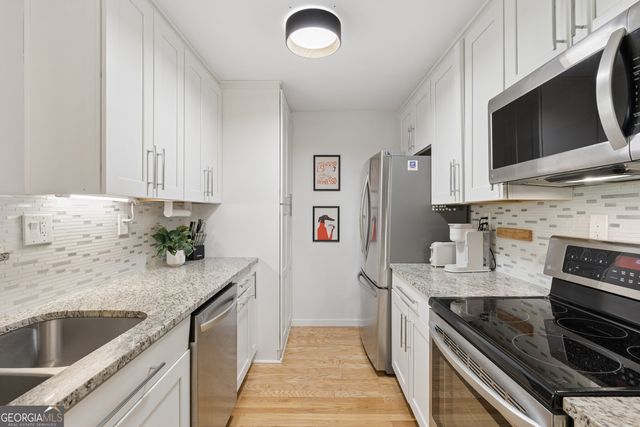 1024 Chastain Park Court, Atlanta, GA 30342