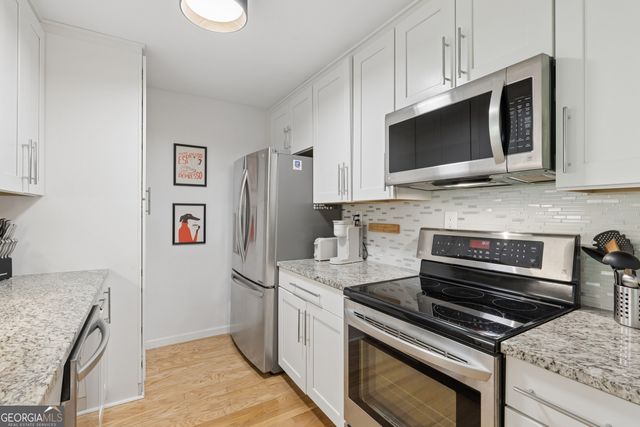 1024 Chastain Park Court, Atlanta, GA 30342