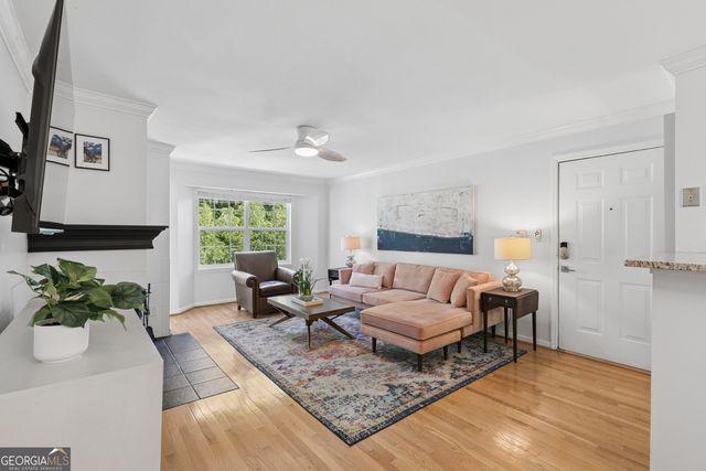 1024 Chastain Park Court, Atlanta, GA 30342