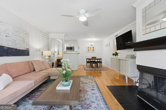 1024 Chastain Park Court, Atlanta, GA 30342