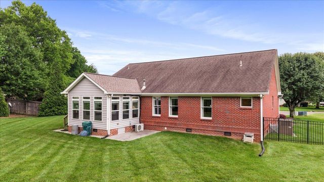 121 Park Creek Drive NW, Cleveland, TN 37312