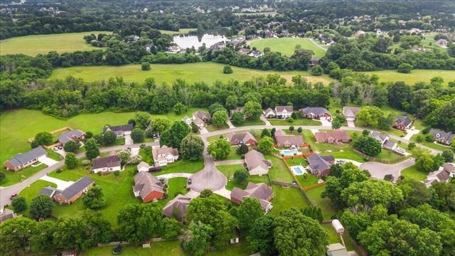 121 Park Creek Drive NW, Cleveland, TN 37312