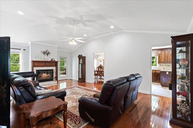 121 Park Creek Drive NW, Cleveland, TN 37312