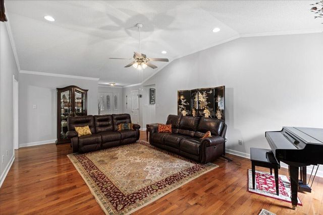 121 Park Creek Drive NW, Cleveland, TN 37312