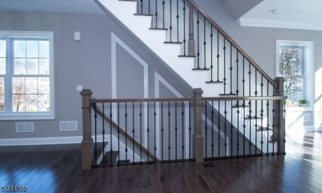 112 Cacciola Pl, Westfield Town, NJ 07090