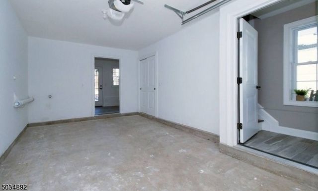 112 Cacciola Pl, Westfield Town, NJ 07090