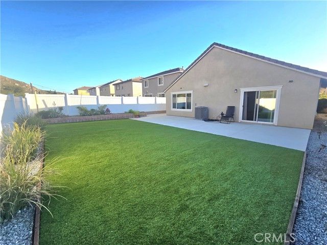 6451 Canyonlands Drive, Jurupa Valley, CA 92509