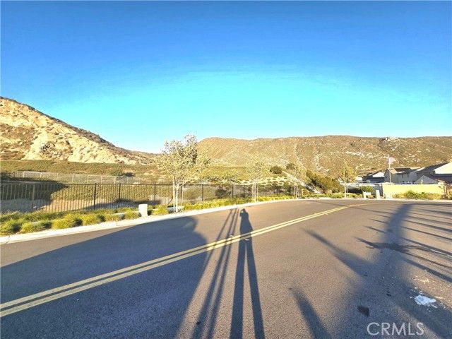 6451 Canyonlands Drive, Jurupa Valley, CA 92509