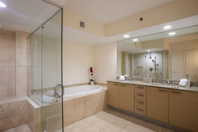 1830 S Ocean Drive 1711, Hallandale Beach, FL 33009