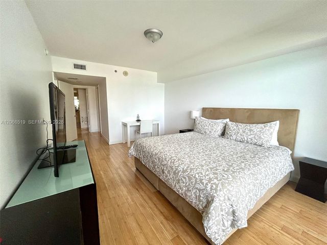 1830 S Ocean Drive 1711, Hallandale Beach, FL 33009