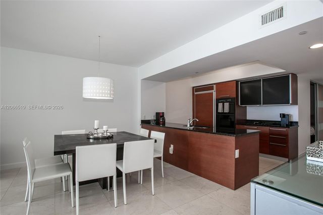 1830 S Ocean Drive 1711, Hallandale Beach, FL 33009