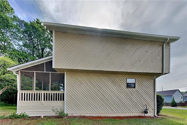 3951 Kensington Drive, Marietta, GA 30066