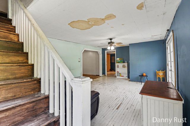 1430 Delz Drive, Laketon Twp, MI 49445