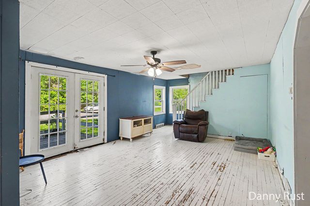 1430 Delz Drive, Laketon Twp, MI 49445