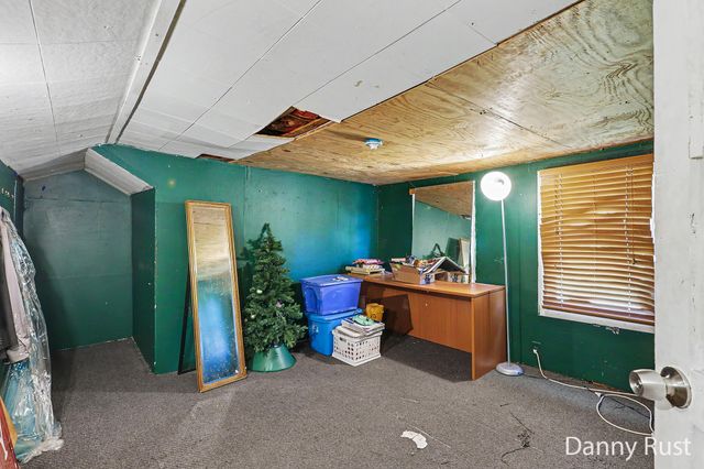 1430 Delz Drive, Laketon Twp, MI 49445
