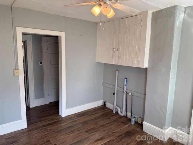 25 Craig Circle, Asheville, NC 28805