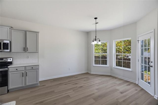 5911 Laurel Creek Court, Greensboro, NC 27405