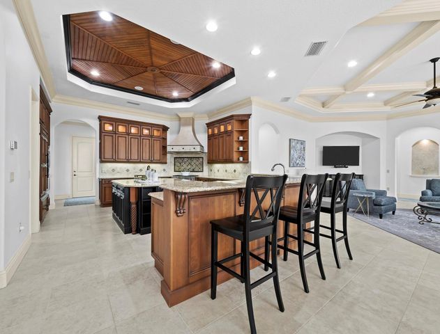 3129 FOUNDERS CLUB DRIVE, Sarasota, FL 34240