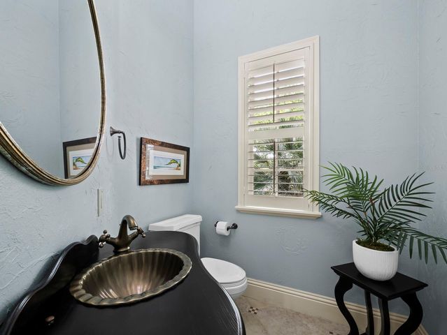 3129 FOUNDERS CLUB DRIVE, Sarasota, FL 34240
