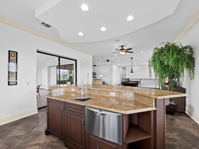 3129 FOUNDERS CLUB DRIVE, Sarasota, FL 34240