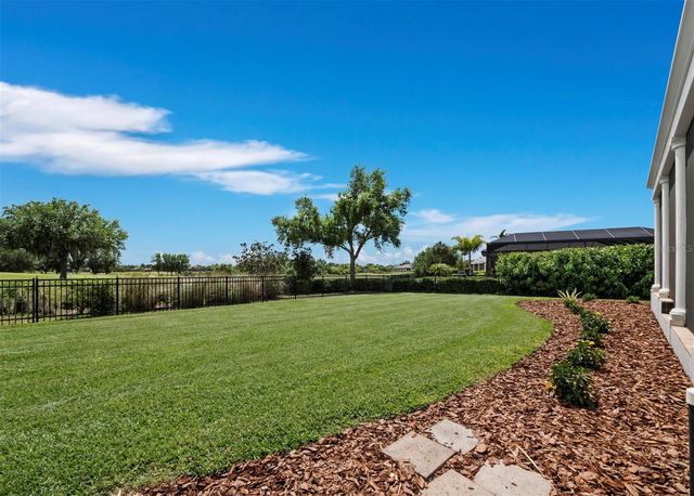 3129 FOUNDERS CLUB DRIVE, Sarasota, FL 34240