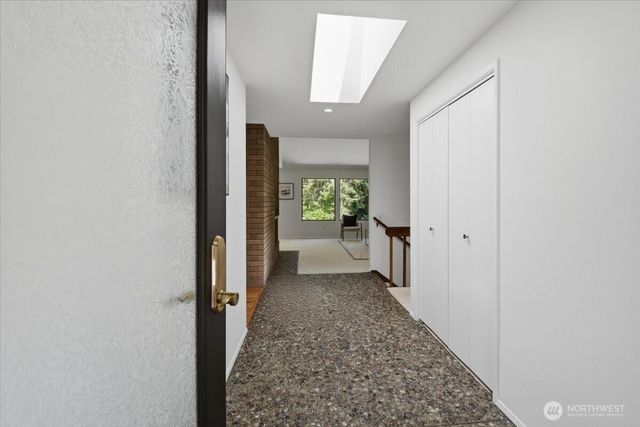 17816 NE 12th Street, Bellevue, WA 98008