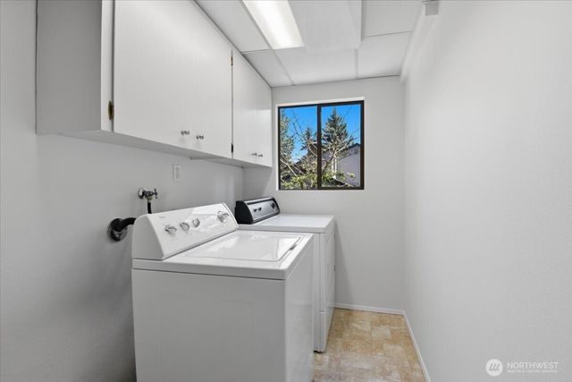 17816 NE 12th Street, Bellevue, WA 98008