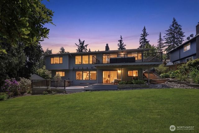 17816 NE 12th Street, Bellevue, WA 98008