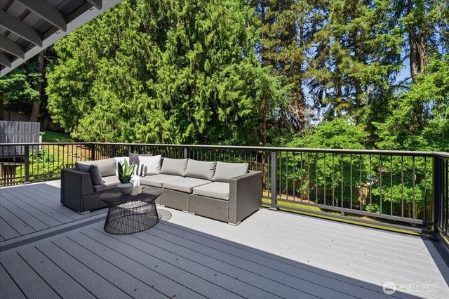 17816 NE 12th Street, Bellevue, WA 98008