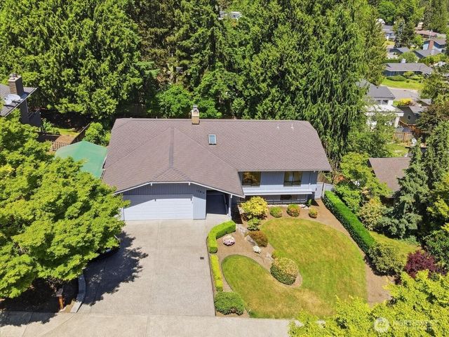 17816 NE 12th Street, Bellevue, WA 98008