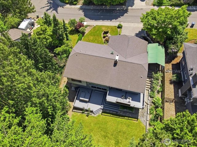17816 NE 12th Street, Bellevue, WA 98008